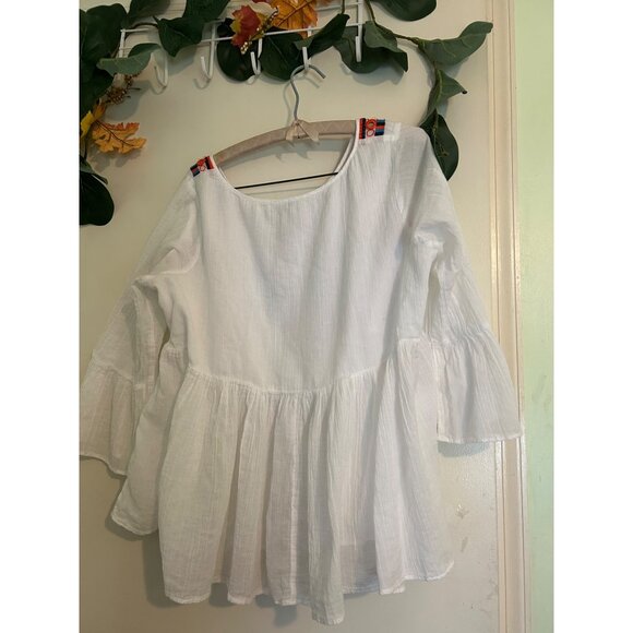 Crown & Ivy Curvy 1X Boho Peasant Top White Gauze Tunic Blouse Embroidered Tasse - Picture 9 of 11